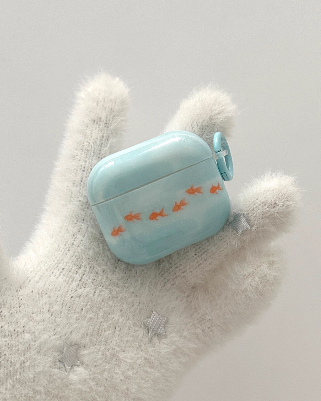 swim goldfish airpods case
