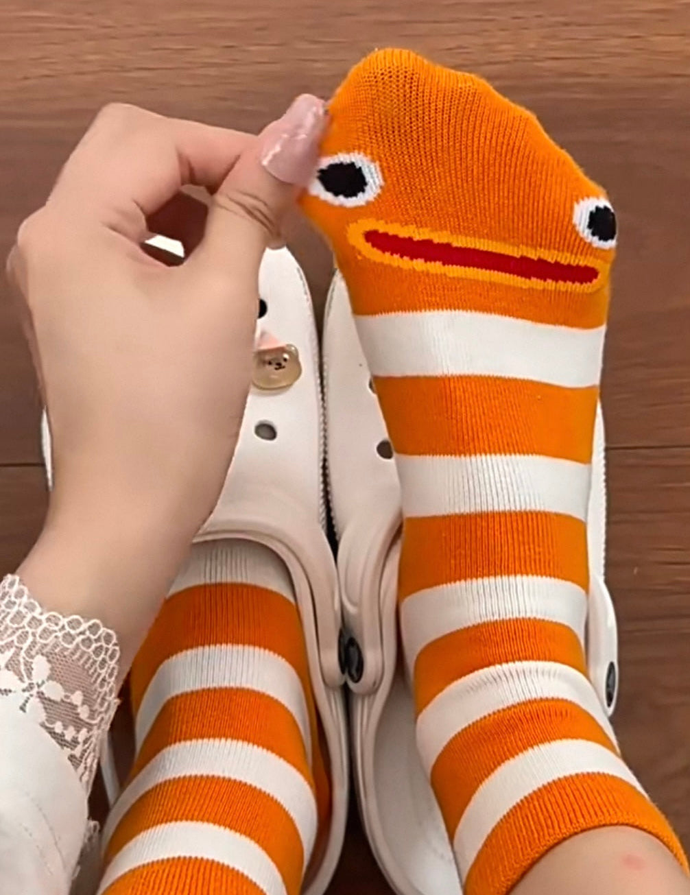 googly eyes worm socks
