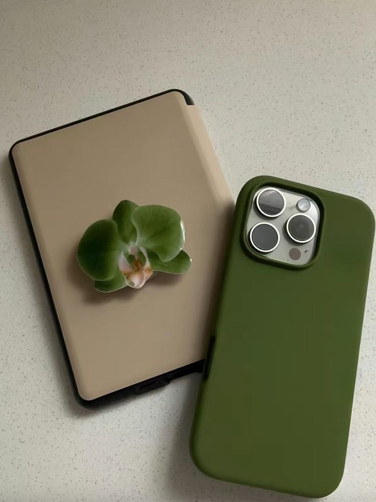 green orchid popsocket