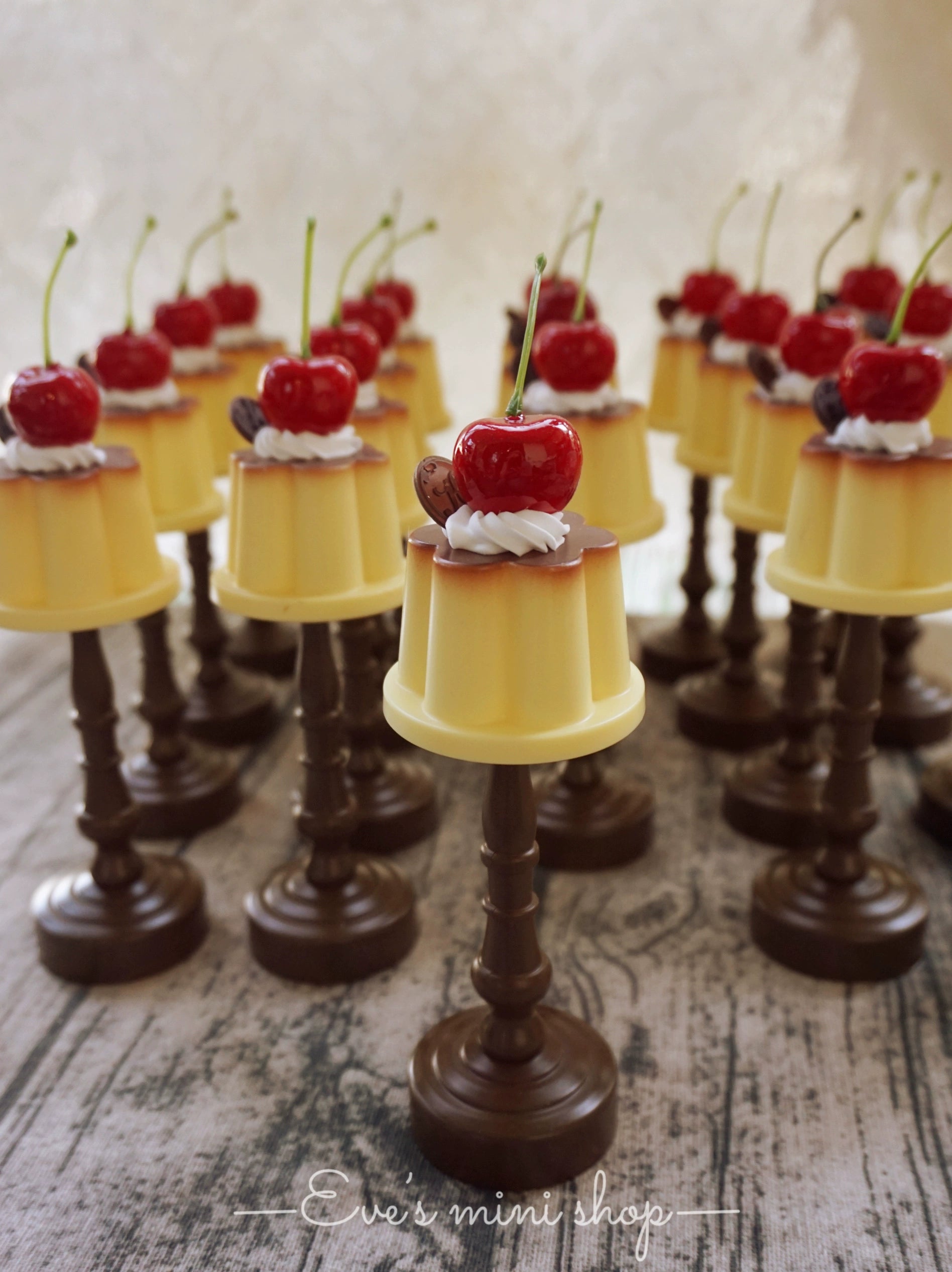 cherry pudding lamp
