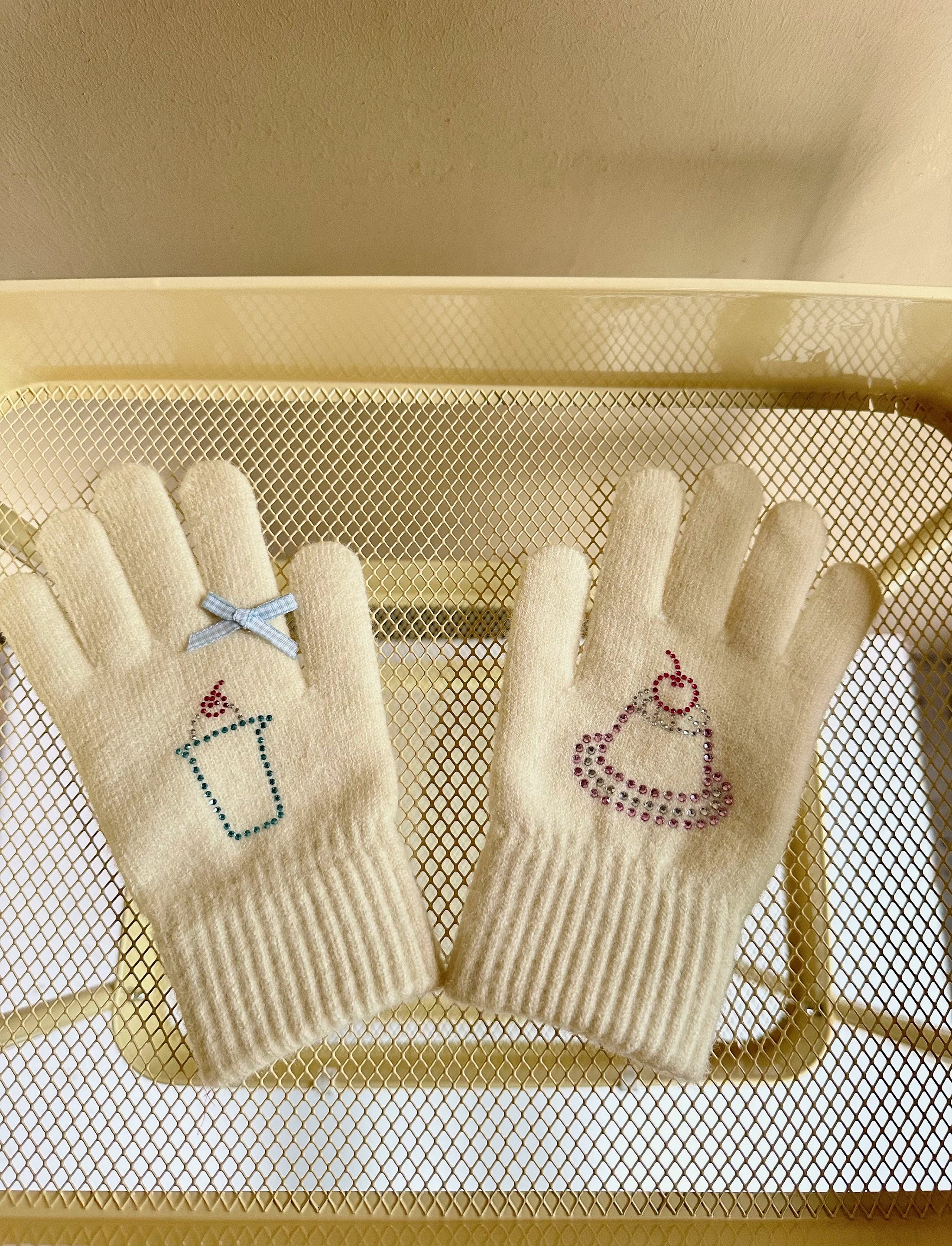 puppy angel bedazzled gloves