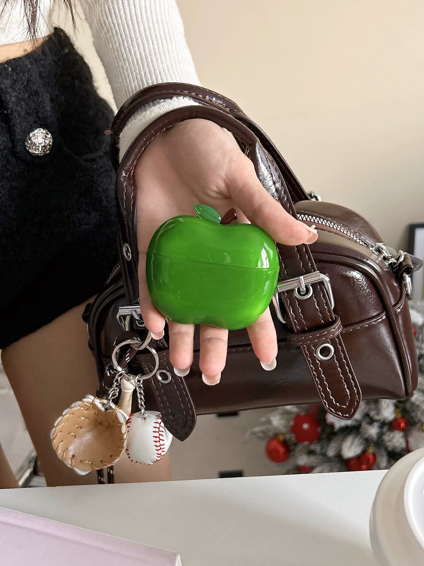 apple airpods case π