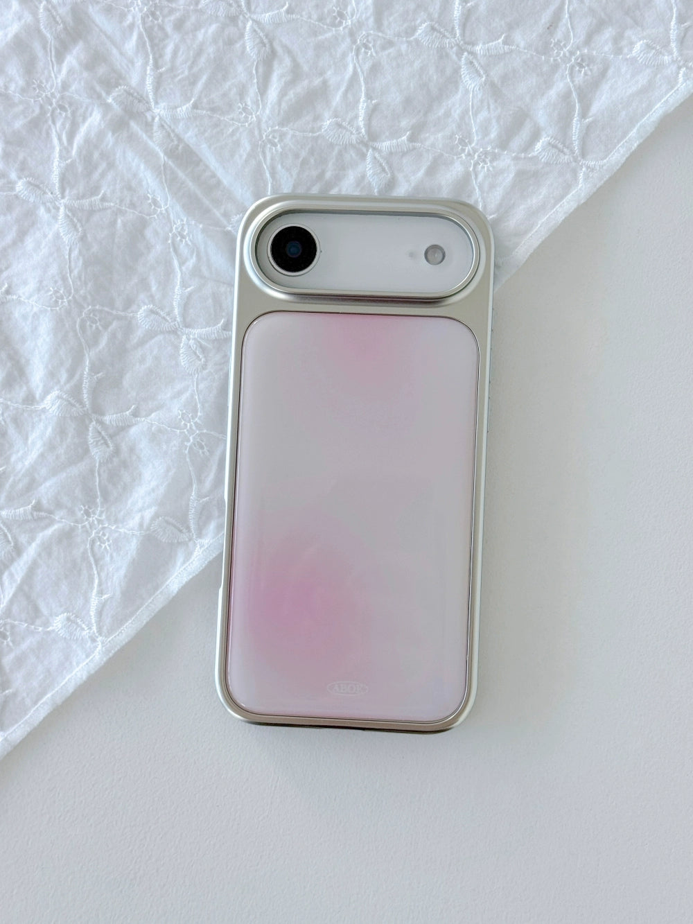 gradient aura phone case