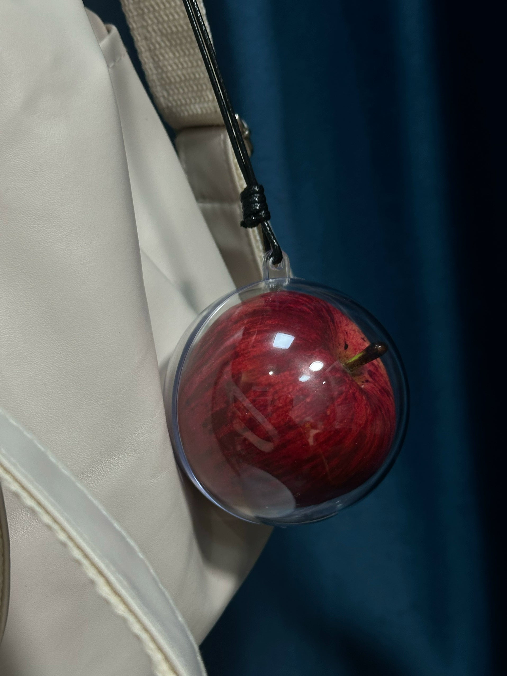 apple pendant