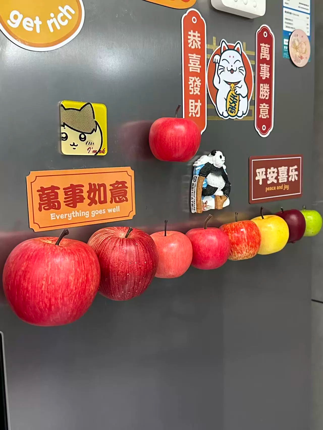 tomato and veggies fridge magnet