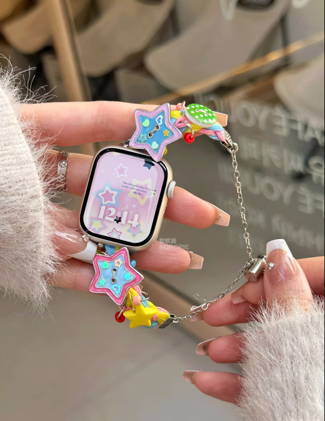 buttoned star apple watch band