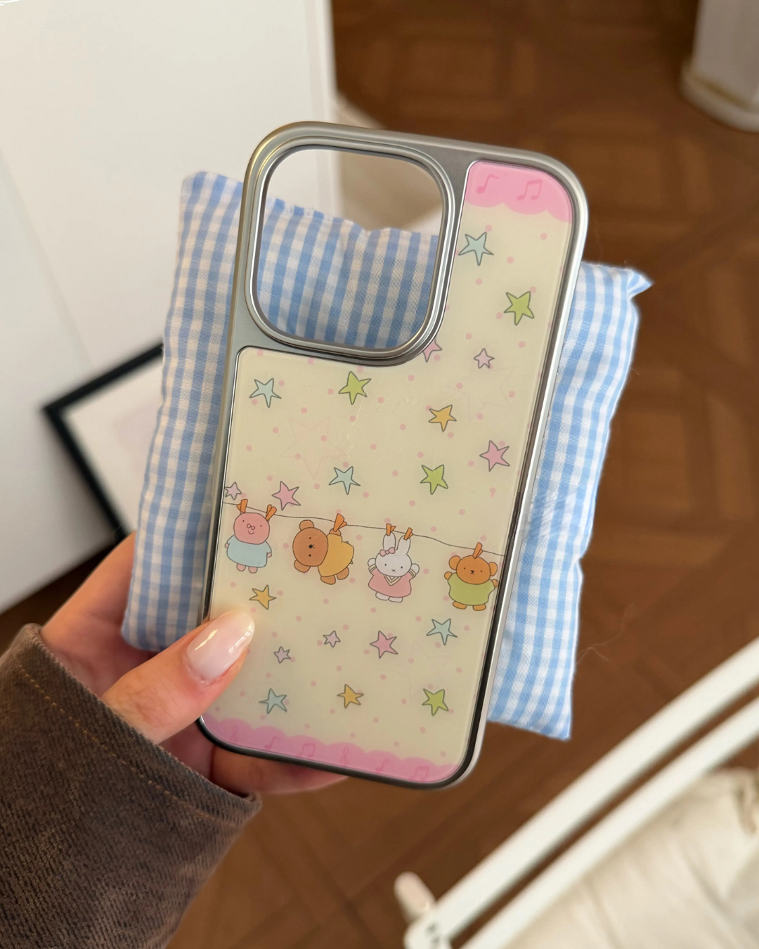 tiny bears laundry phone case