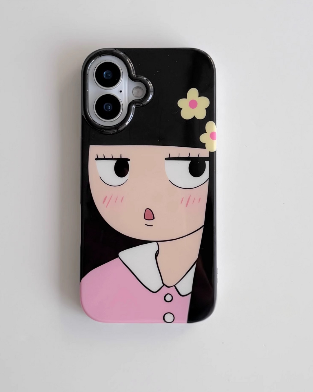daisy anime girl phone case