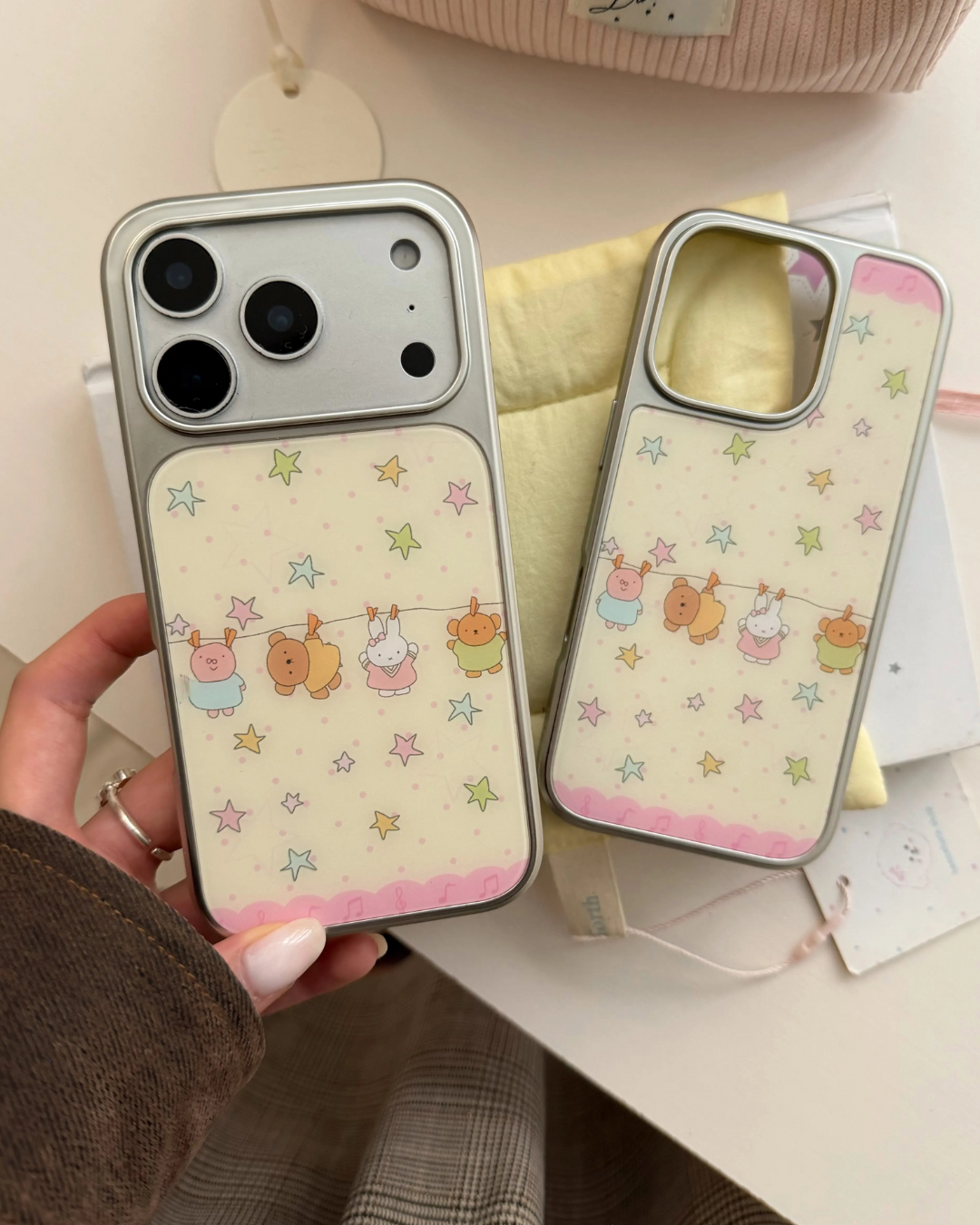 tiny bears laundry phone case