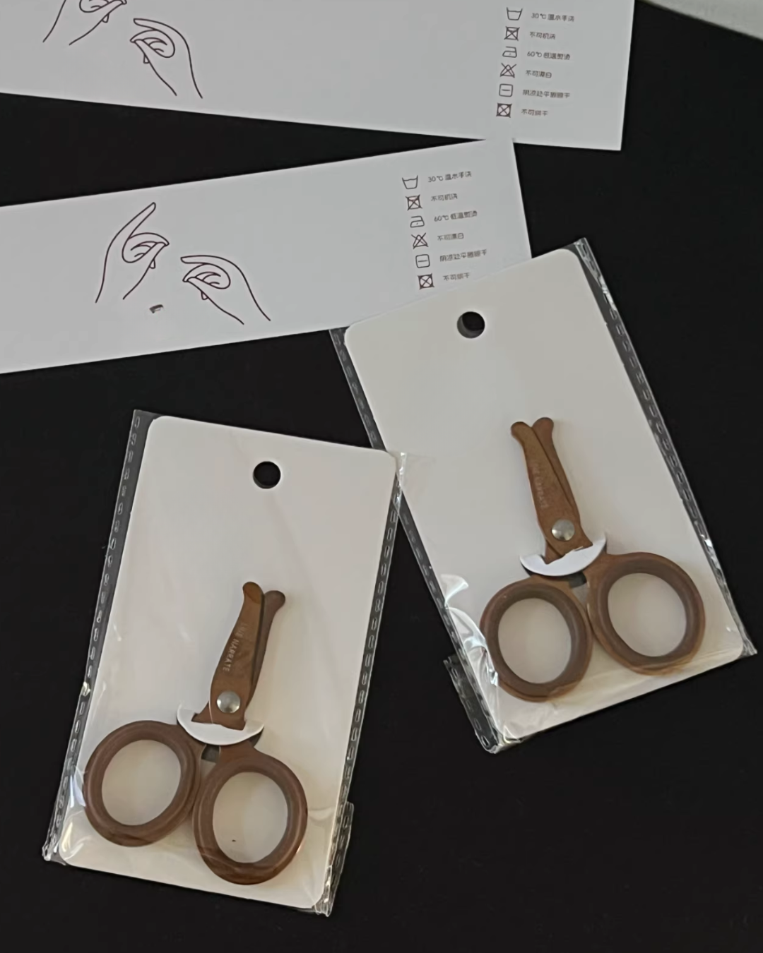 tulip bud yarn snips