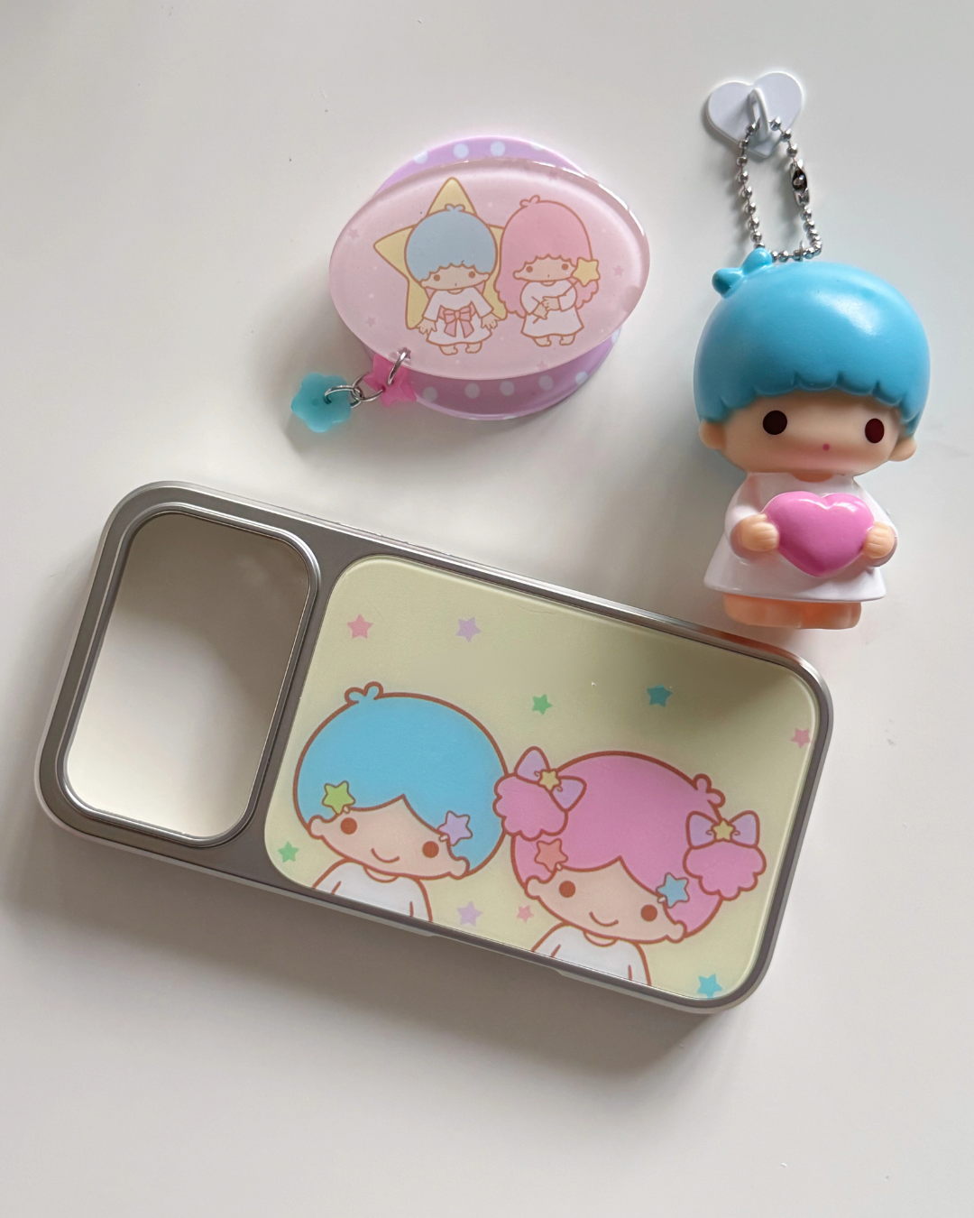 creamy yellow twins iphone case