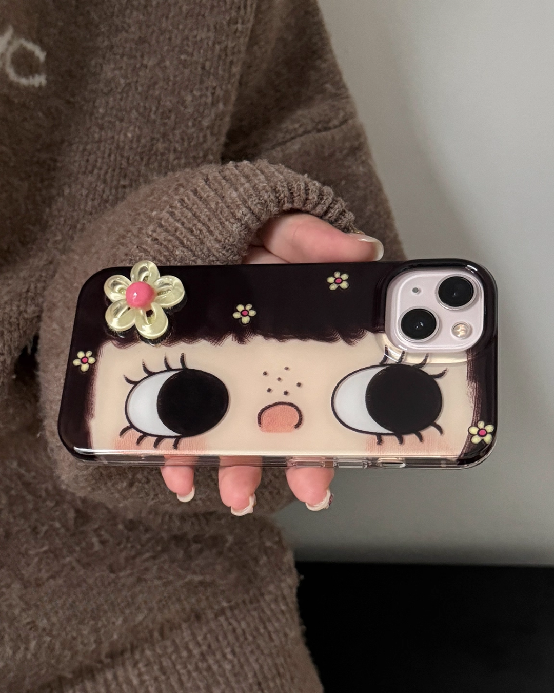 sunflower girl phone case 🌼