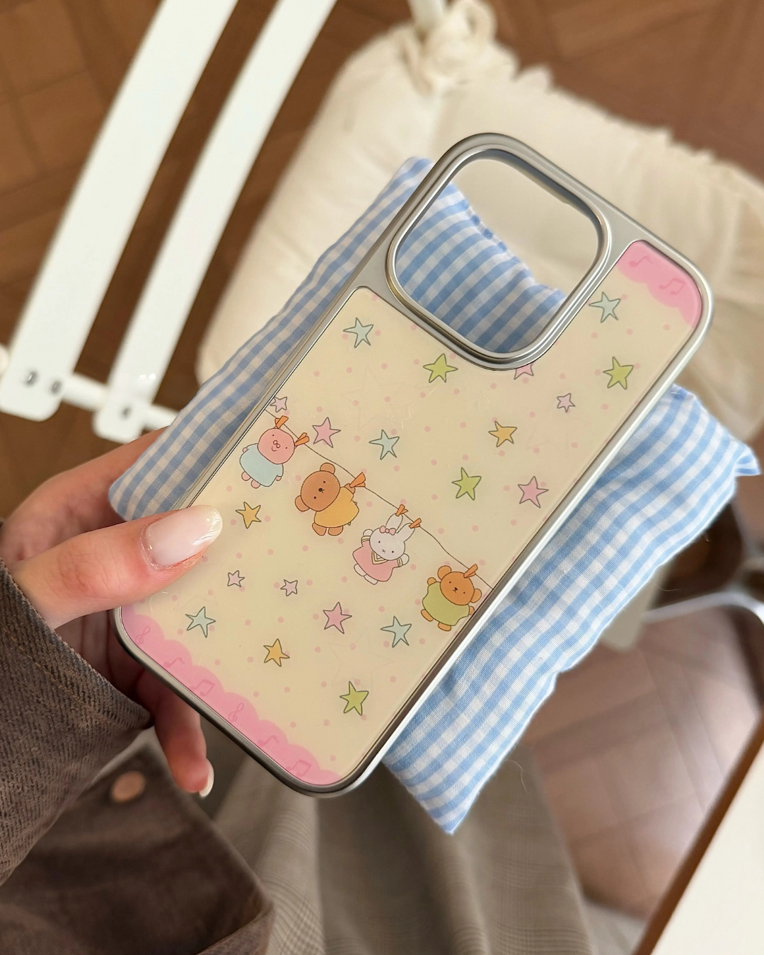 tiny bears laundry phone case