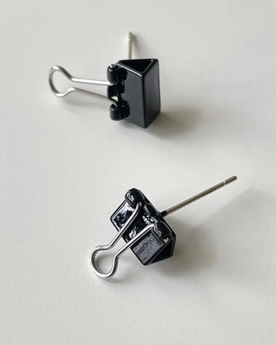 paper clip earrings