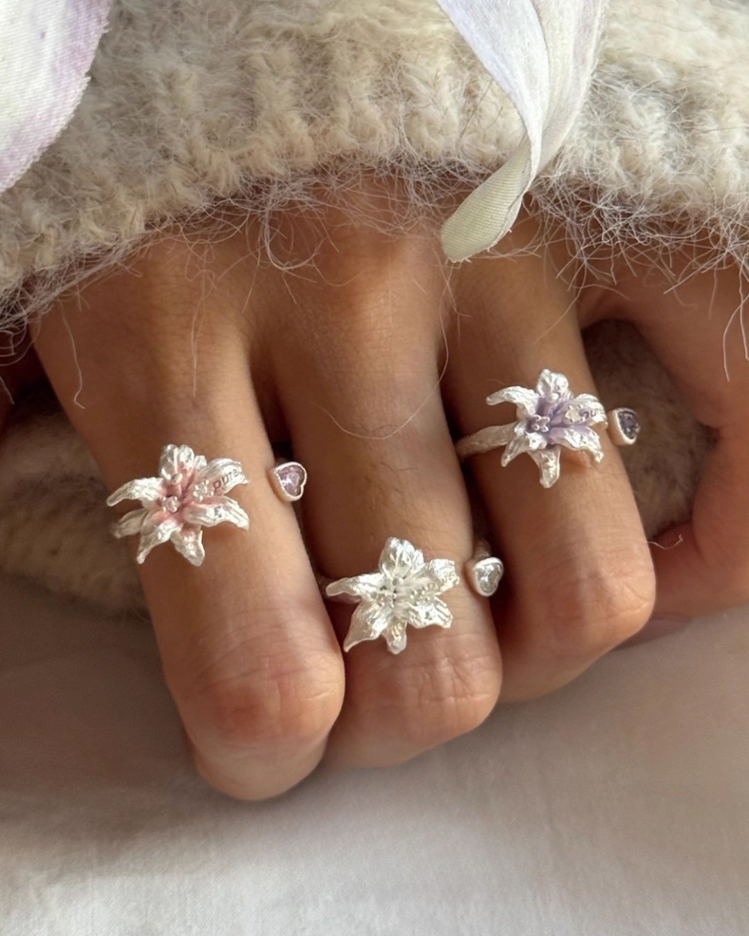 lily flower ring