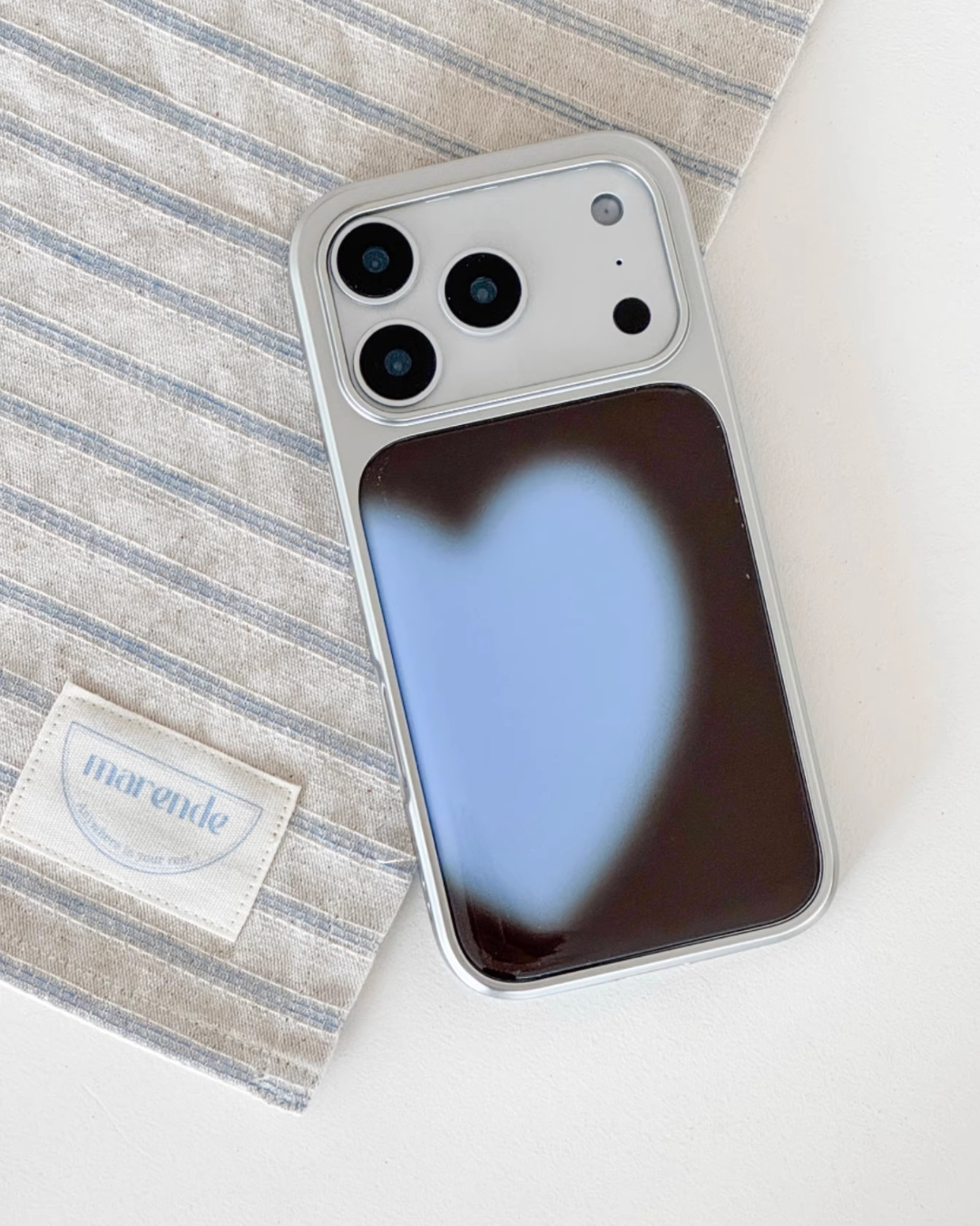 heart aura phone case