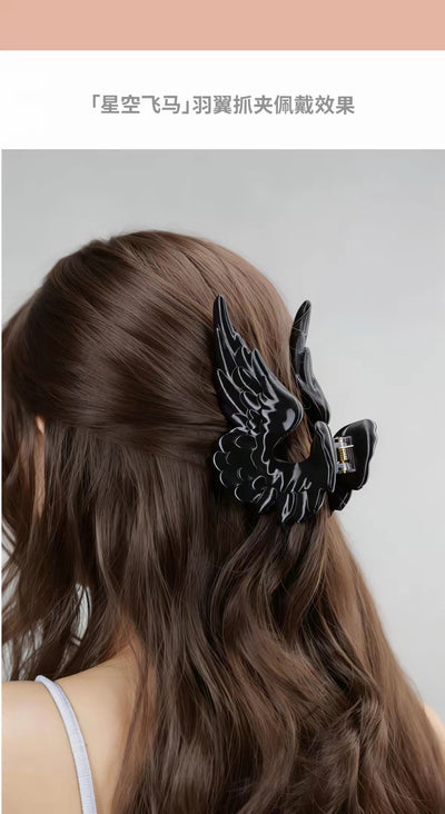 starry pony wing hair claw