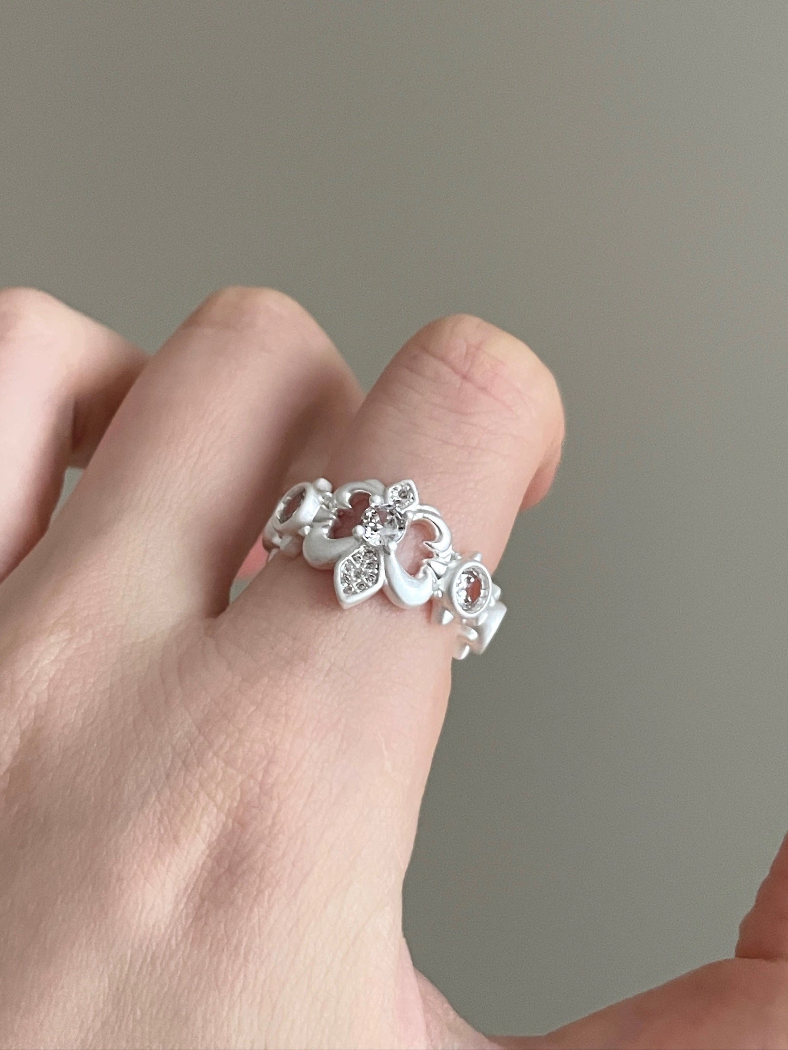 crown ring