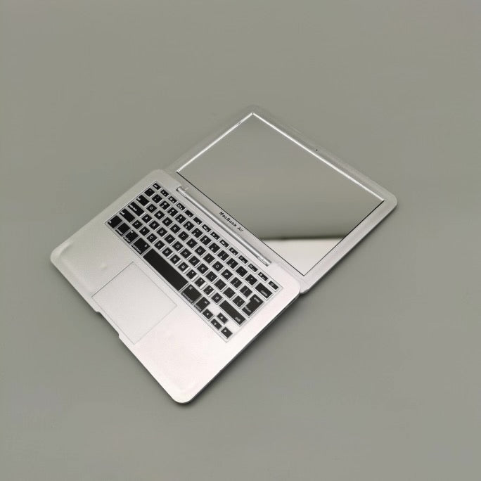 mini macbook mirror
