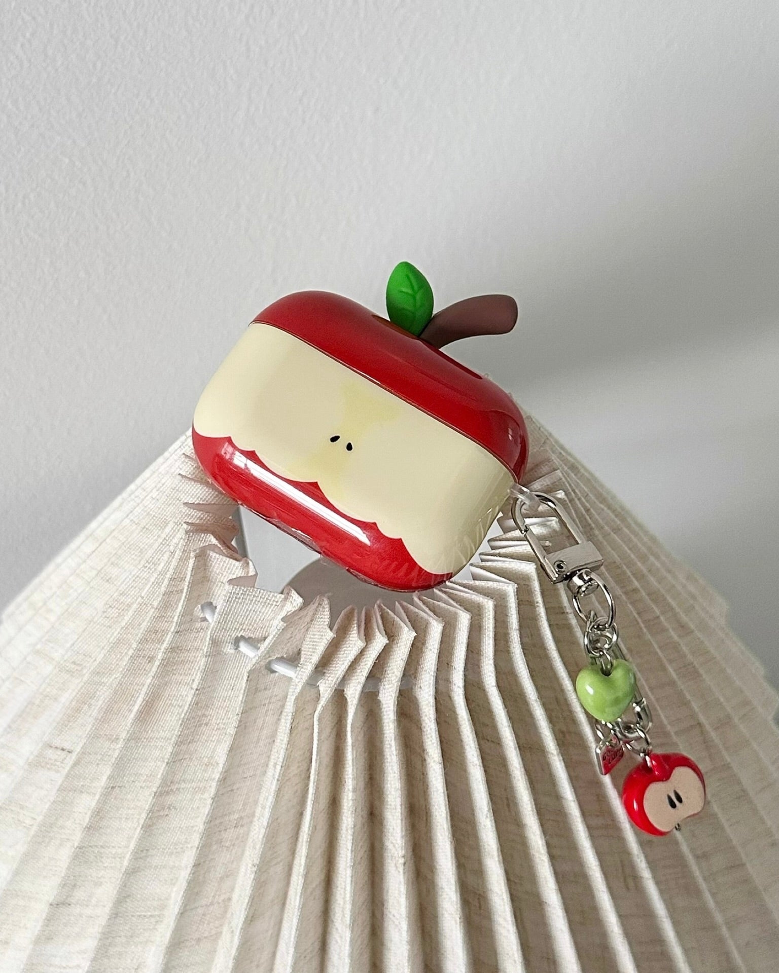 cruchy apple airpod case