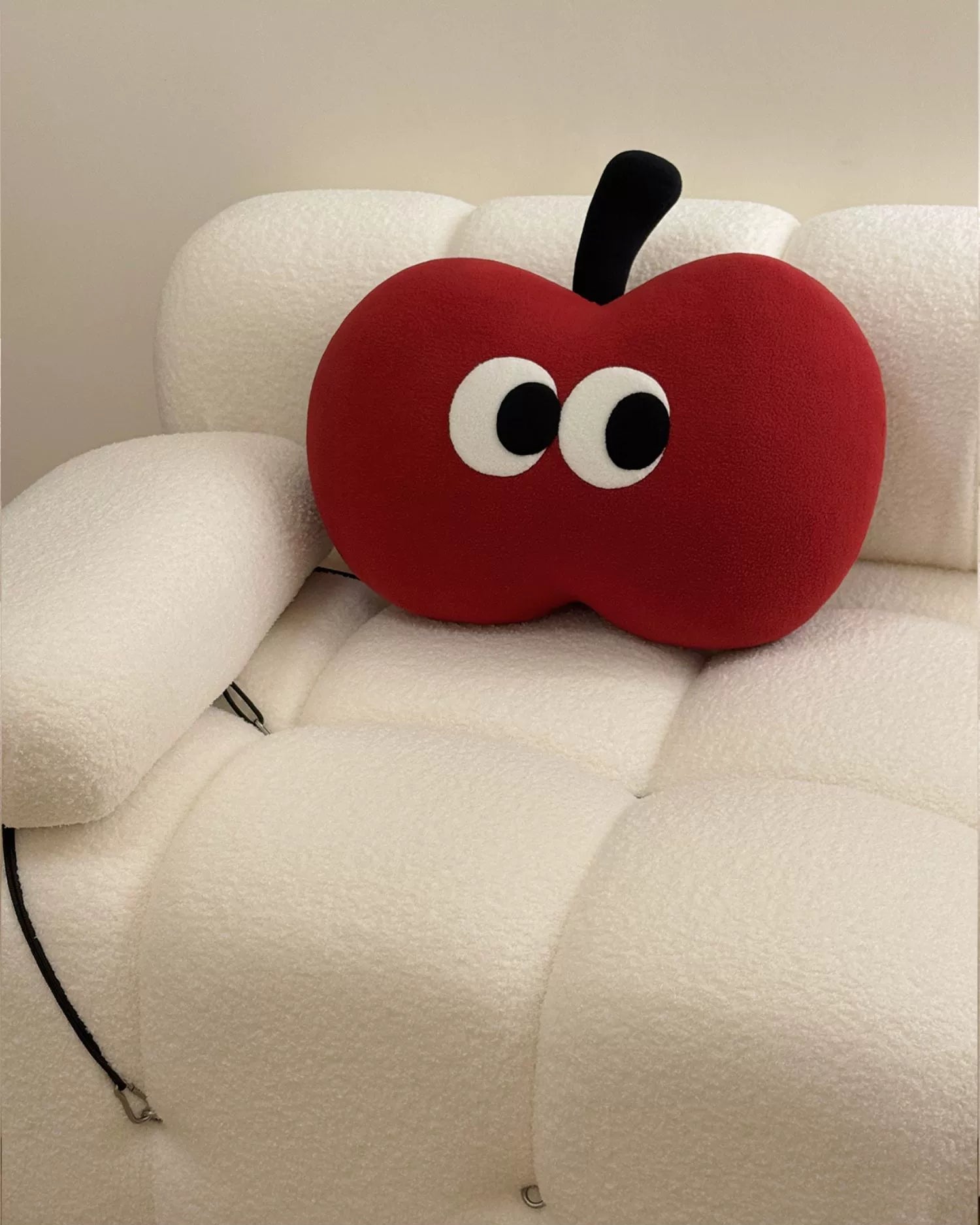 red apple cushion 🍎👀
