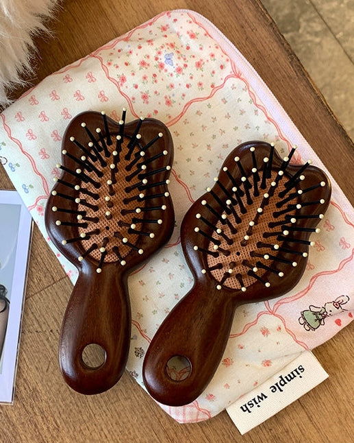 teddy bear wood comb