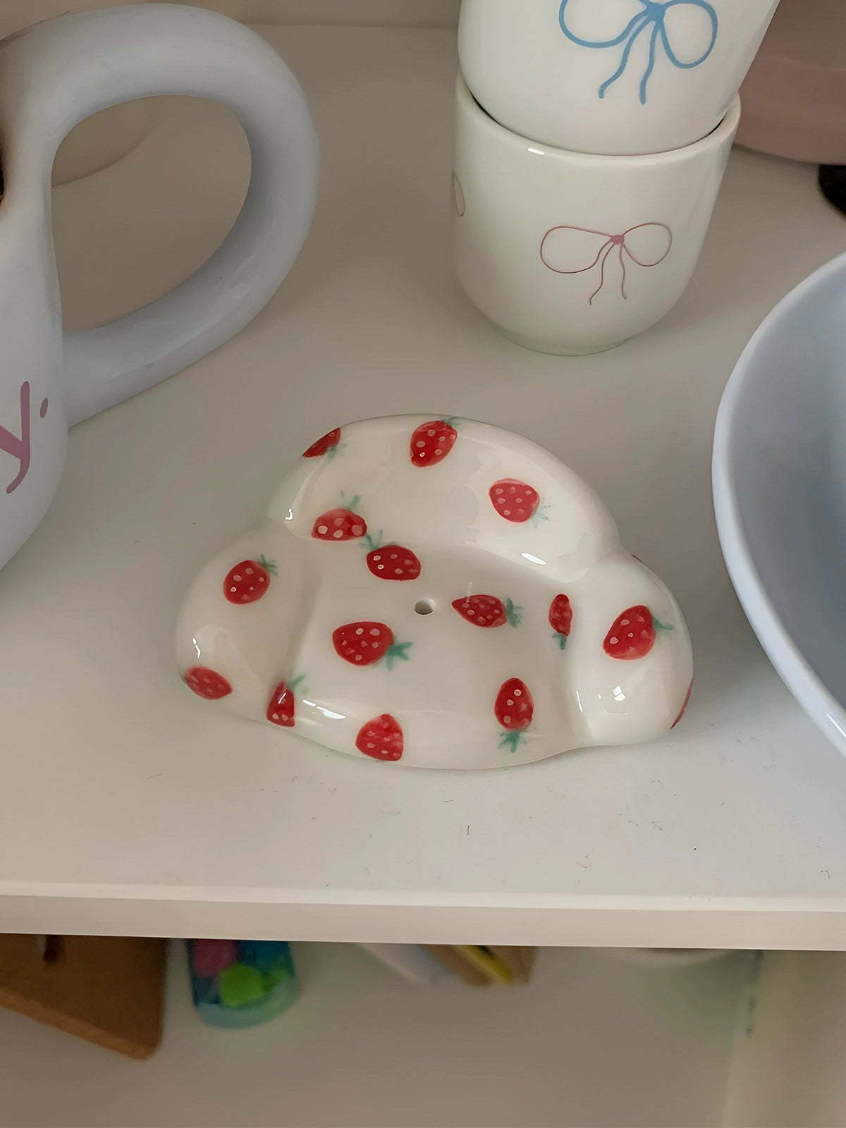 strawberry couch incense burner