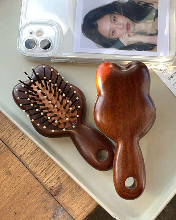 teddy bear wood comb
