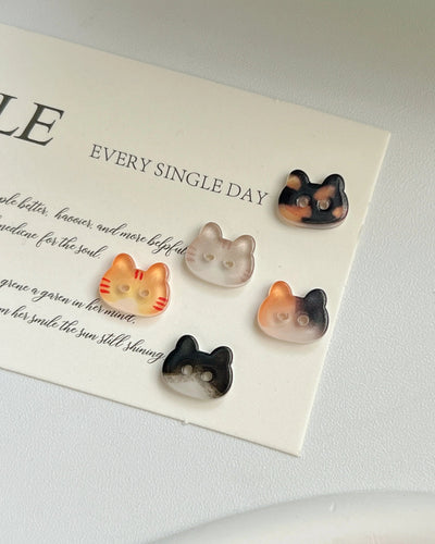 cat buttons 🐾