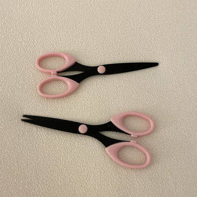 pink scissors
