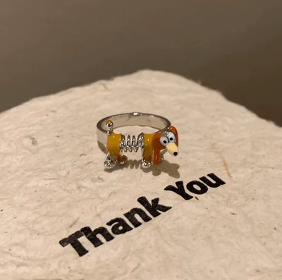 slinky dog ring