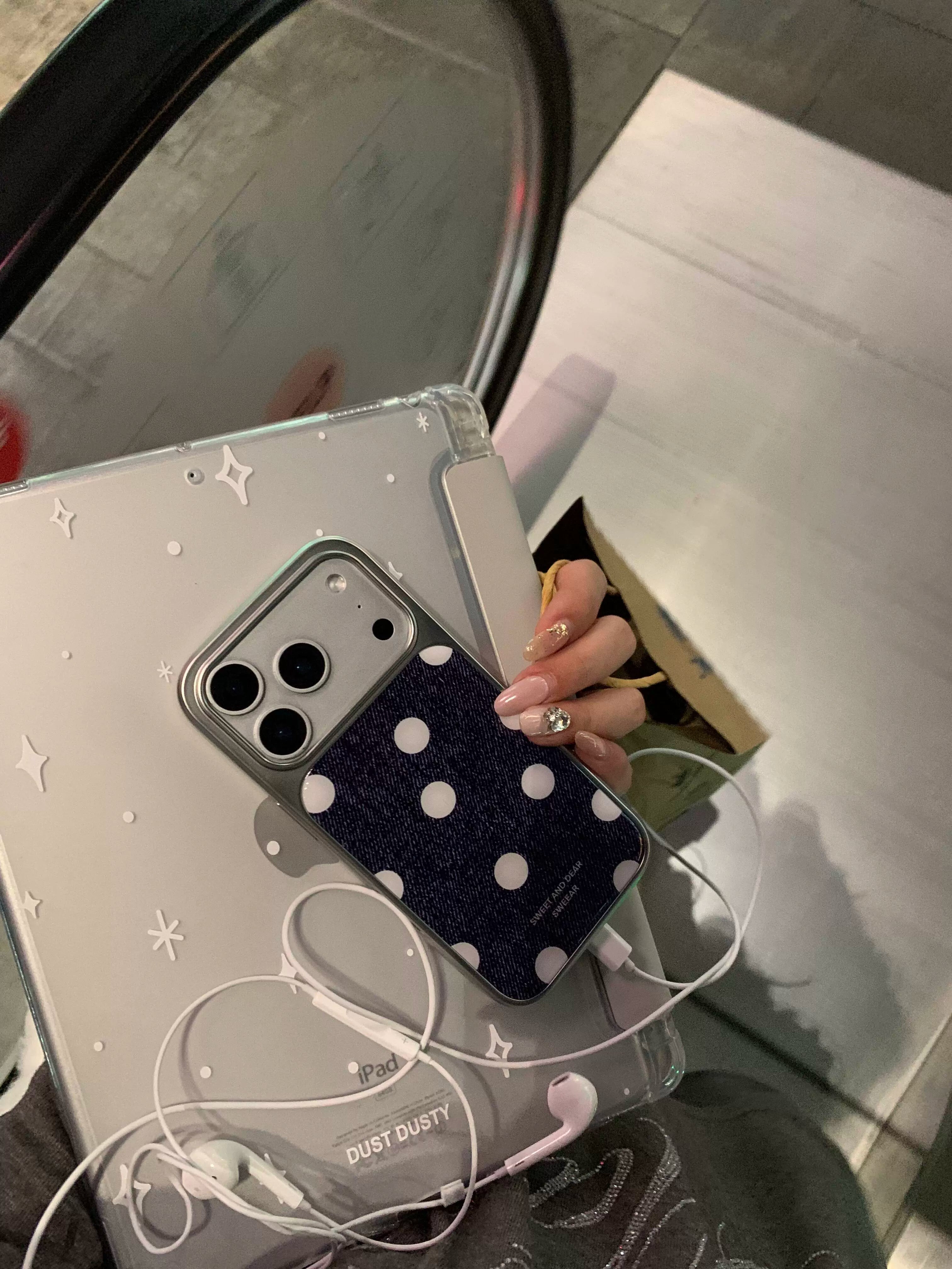 polka dots phone case