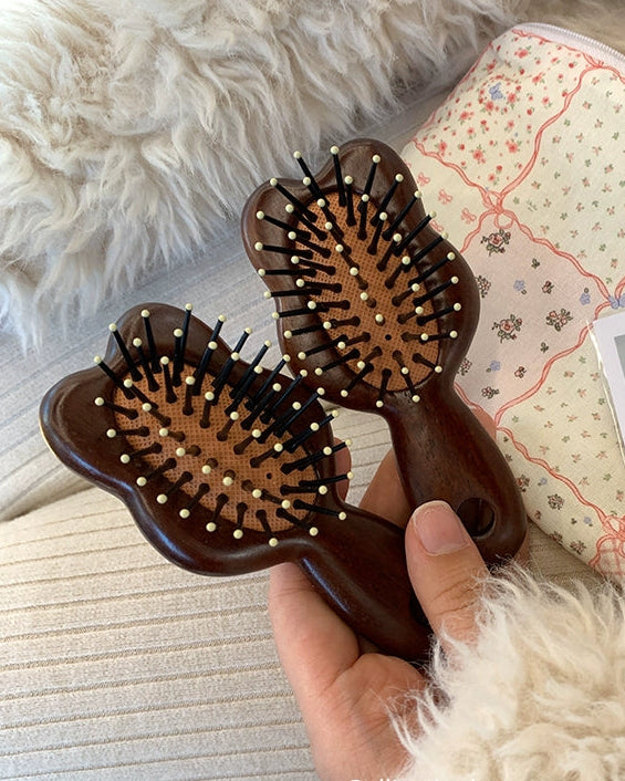 teddy bear wood comb
