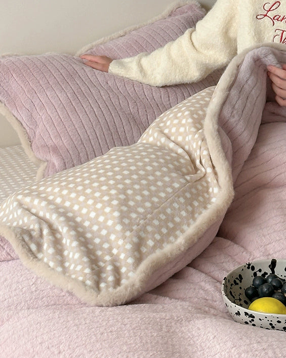 pink plaid plush bedding set