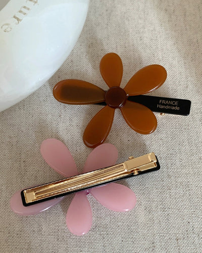 pretty daisy flower hairpin