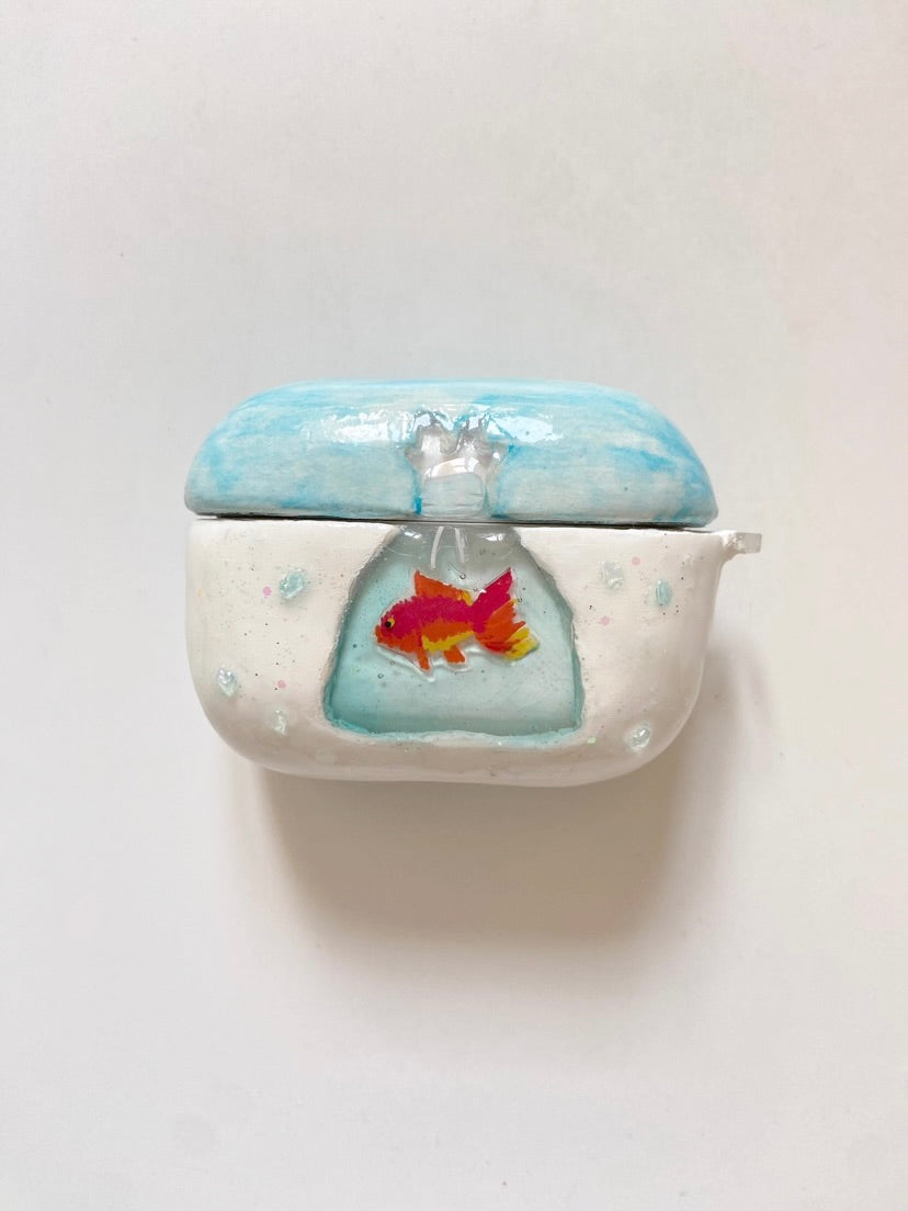blue goldfish airpods case 🎐