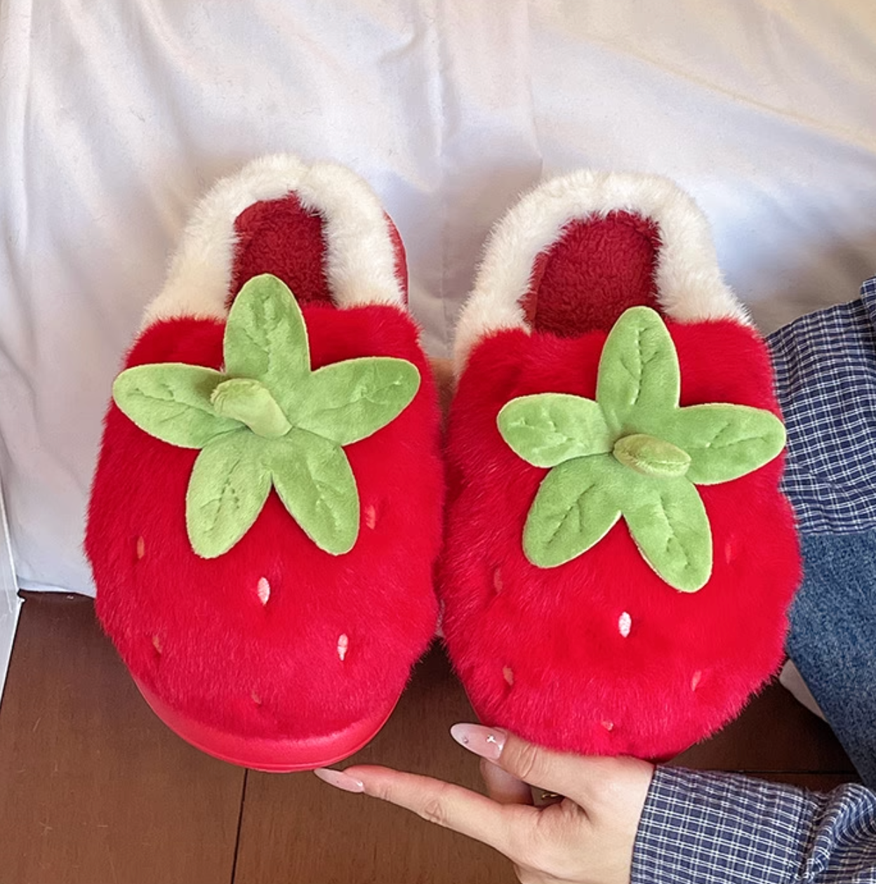 fresh strawberry slippers