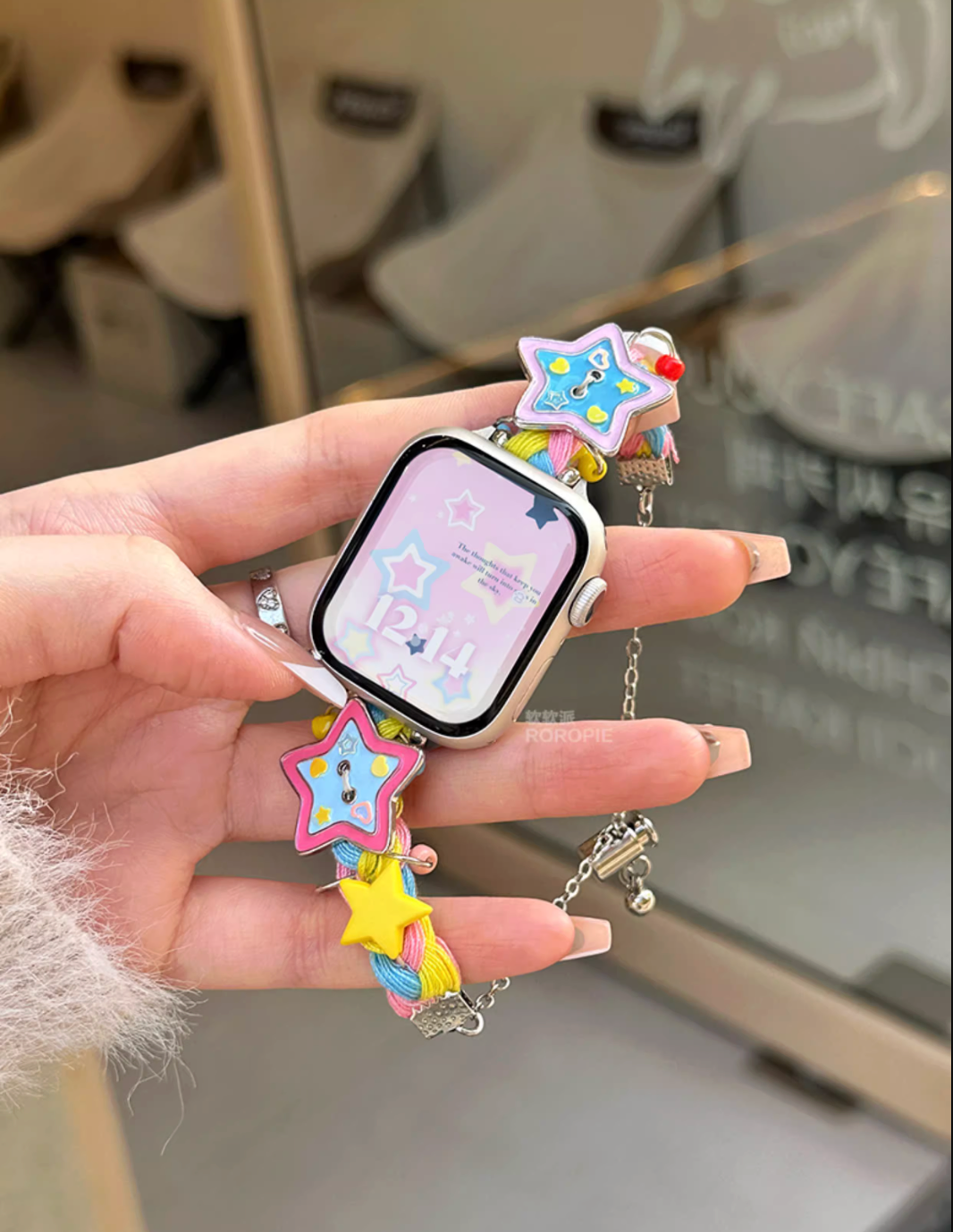 buttoned star apple watch band