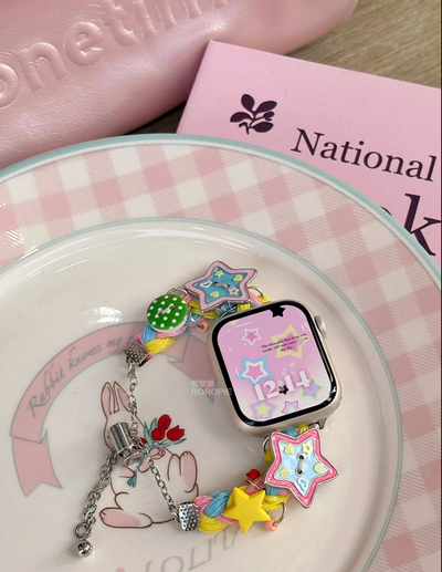 buttoned star apple watch band