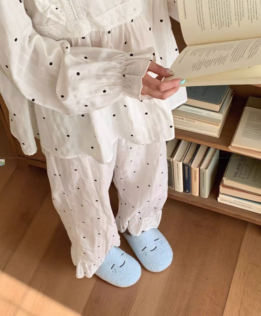 sweet smile slipper