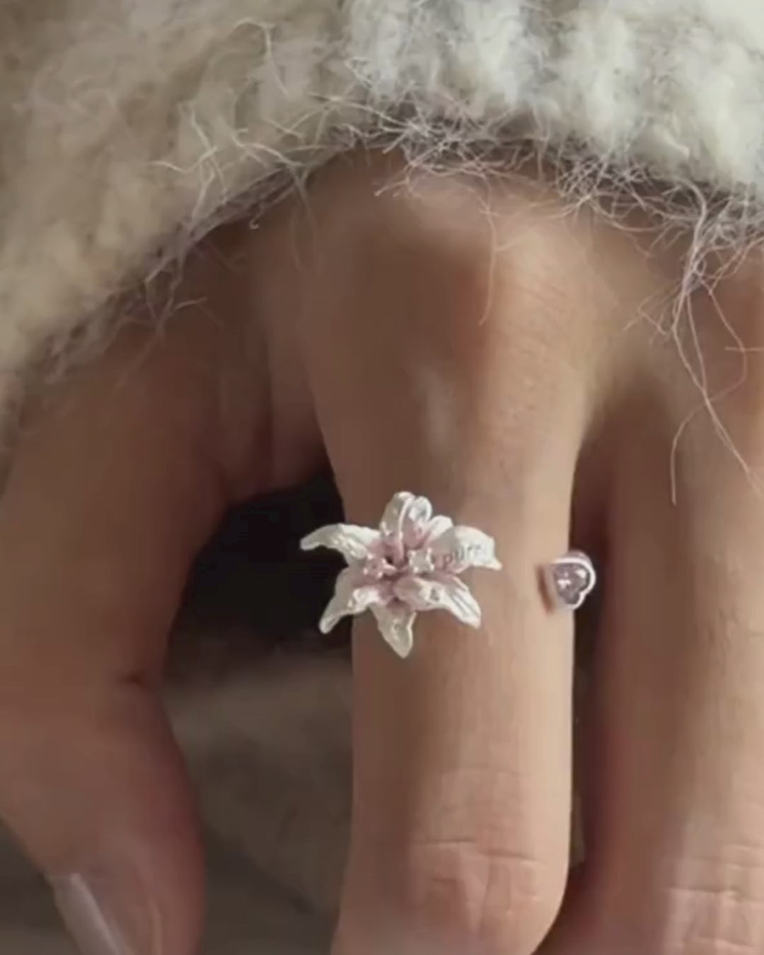 lily flower ring